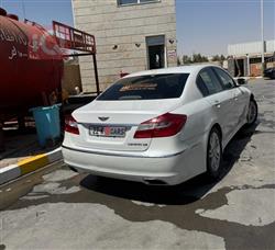 هيونداي جنسس